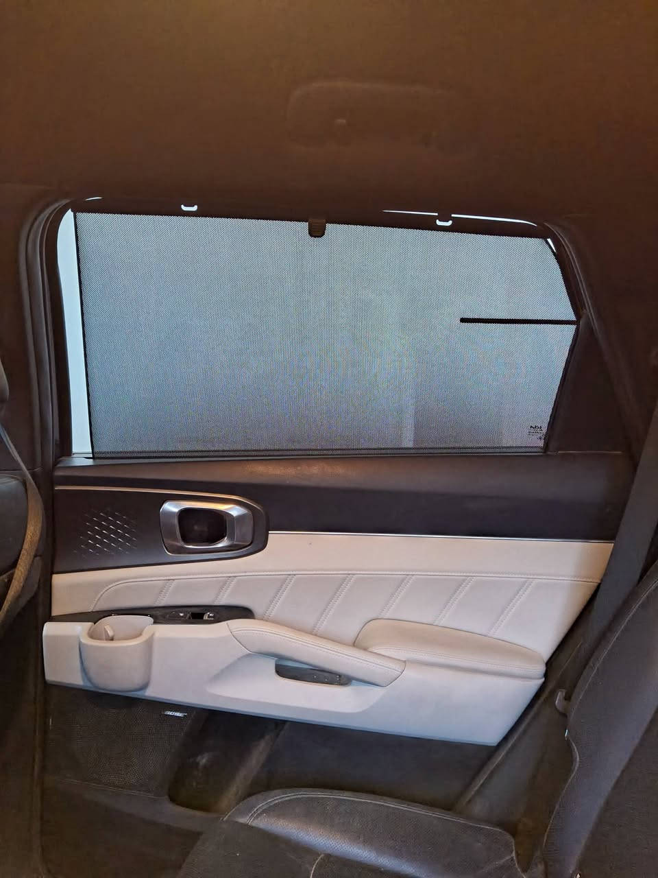 كيا سورنتو هايبرد موديل ٢٠٢٣ وارد امريكا محرك 1.6 تيربو ماشية 43 كيلو جديدة كلش حادثها كما موضح بالصور سعرها 235 وبيها مجال للاستفسار اكثر الاتصال على الرقم *********** بي واتس اب
