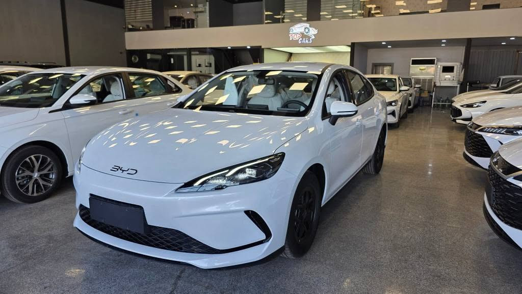 بي واي دي  BYD Seal 05 2025. صفر كم 
بصمةشاشةوكاميرا.تانکی گەورە .تحديدسورعه.
لید.ڤۆلیۆم  ٣مانگی لەگەڵە بۆ رەقەم کردن.
سعر  ☎️ . مۆبایل  ***********
مکان أربيل معرض تۆپ کارس أربيل, العراق
