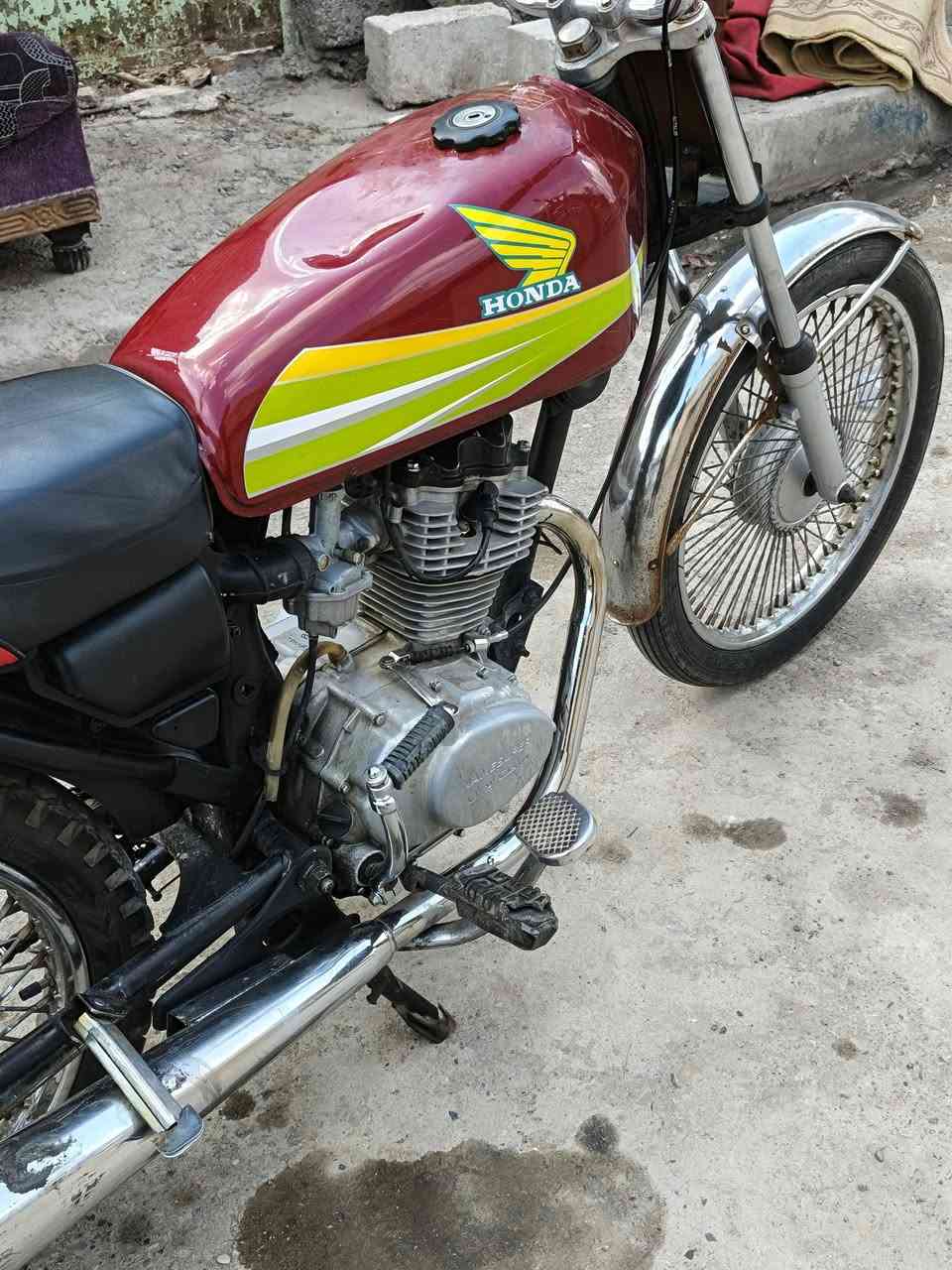 العنوان موصل جانب الايمن منطقه وادي حجر السعر 280 رقم بي واتساب للاتصال وبي مجال***********
