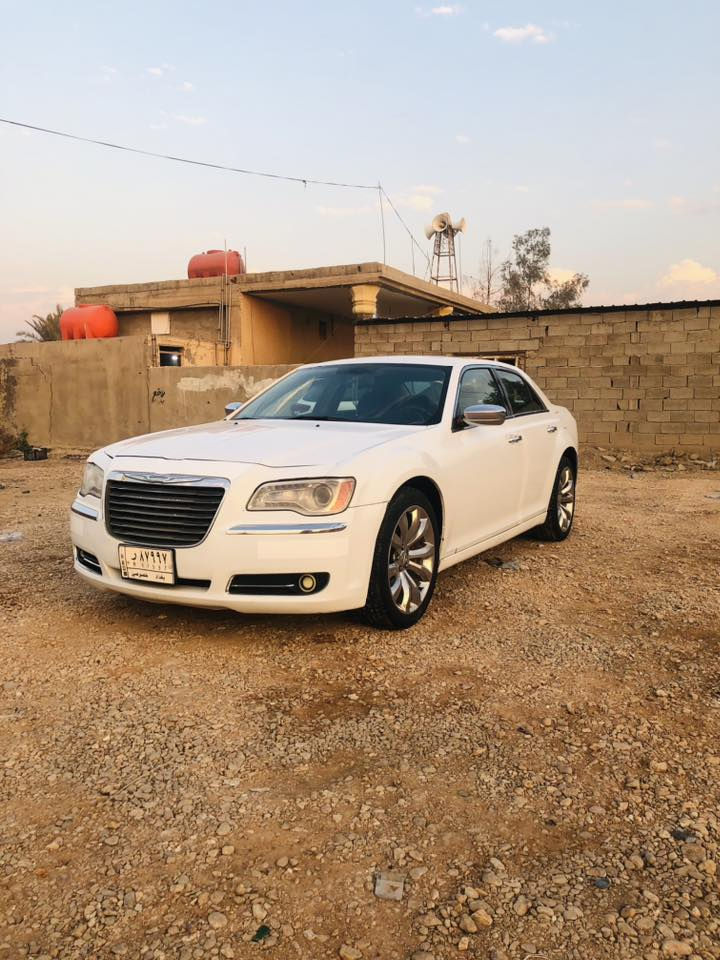 سلام عليكم  وباما 2012  للبيع فول رقم بغداد  سياره بيها جاملغ صبغ وثاني تبديل او بنيد صبغ بدون دواخل سونار بصوره جاهزه من كلشي تخم تاير جديد  حداديه جديده 
تبريد قطعتين ثلج 🧊 
ترحيب ب المري 
تشغيل عن بعد 
شاشه جبيره 
كير طياره 
تحكم مري 
لايت زنون 
كشنات كهربائيه 2 
تدفئه كشنات 
السعر 160 اوبيها مجال 
العنوان بابل حله ورديه خارج 
الرقم: ‭0784 367 0504‬
