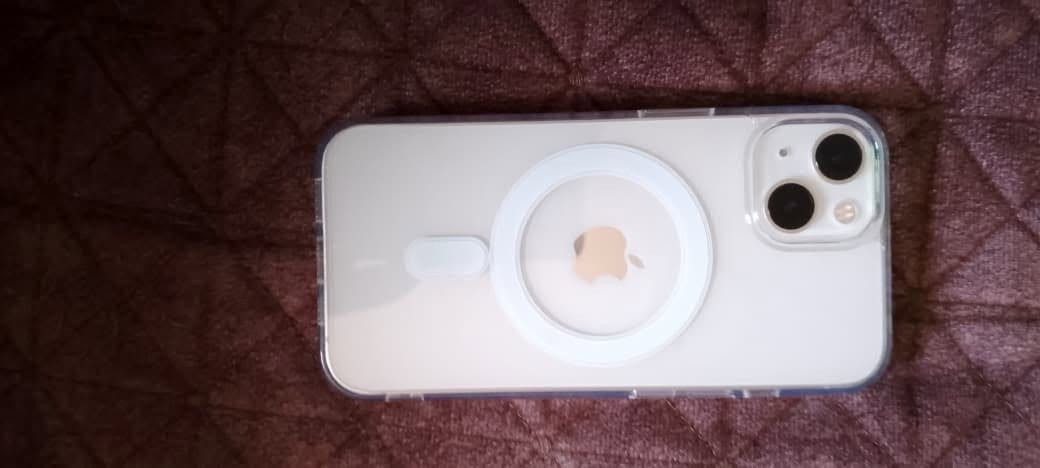 سلام عليكم 📱 للبيع: iPhone 13 مستعمل بحالة كلش ممتازة ✨
❇️نموذج M 
✅ نظافة الجهاز: 100%
✅ الجهاز لم يُفتح ولم يتم تبديل أي قطعة، وكل القطع الأصلية (بلدها).
🔋 البطارية الأصلية: 92%
📸 الكاميرات أصلية
🖥️ الشاشة أصلية – يتوفر 3 خيارات
💯 الجهاز نظيف جداً، استخدام خفيف، ولا يحتوي على أي عطل أو ملاحظة.

📦 الملحقات:
🔌 شاحن
🛡️ كفر

💰 السعر: 550,000 دينار عراقي

📍 الموقع: بغداد – الحرية

📲 واتساب: ***********

#ايفون13 #iPhone13 #ابل #هواتف_مستعملة #بغداد #العراق #للبيع #ايفون_مستعمل #هواتف #Apple #بغداد_الحرية
