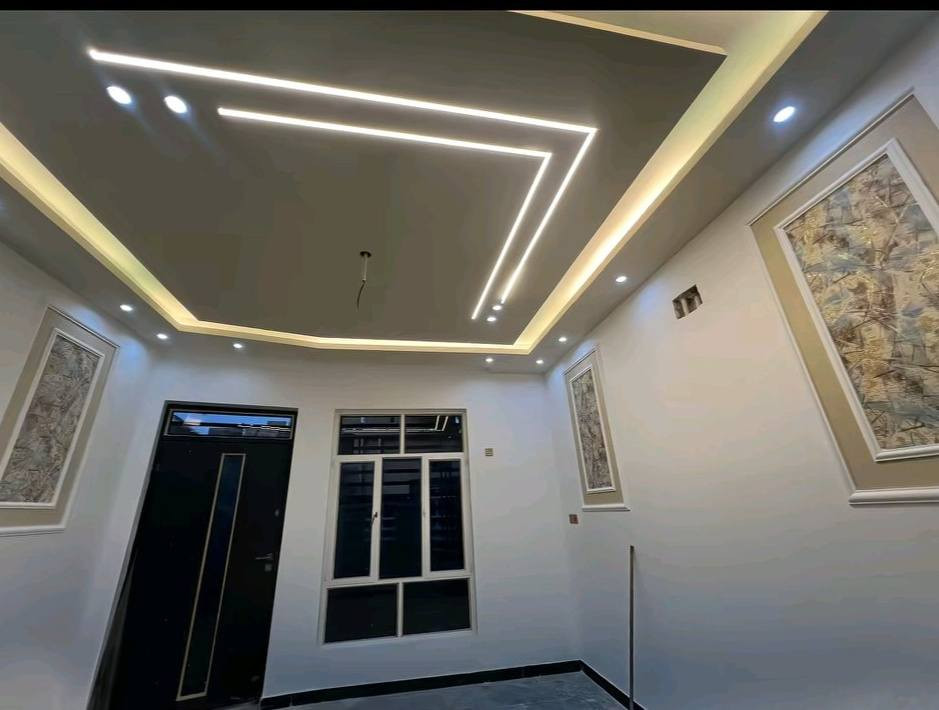 الحارث لعمل جميع الديكورات والأصباغ الداخلية خارجية نقوش جبس بورد فوم واجهات صبغ بؤيه حديد 
*********** واتساب او اتصال
