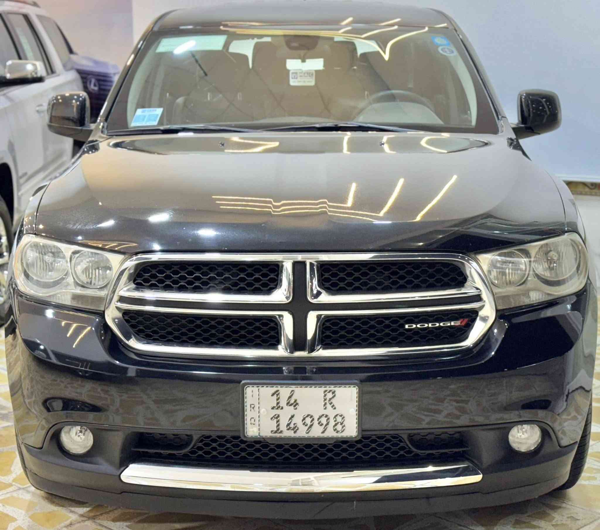 السلام عليكم للبيع دوج دورنكو موديل 2013 وارد خليجي كفالة من الضربة والتبديل بيها صبغ باب جهة اليمنة الورة وشبر من باب السايق كد شبر فقط الباقي كفالة عامة بدون ضربة مكينة وكير بل كارتون مكينة برغي ما مفتوح بيها من الشركة سيارة كلها بلاد حدادية من الطول لطول كلها شد جديد تخم تاير شاد جدد رقم بصر الدولي بأسمي سنوية 2028 هزة جديدة سيارة جاهزة كلبسة ما بيها نقص وبلادية على وضع الشركة .
مكان السيارة البصرة الامن الداخلي // السعر :175 وبيها مجال //للأستفسار 0788853622//***********
