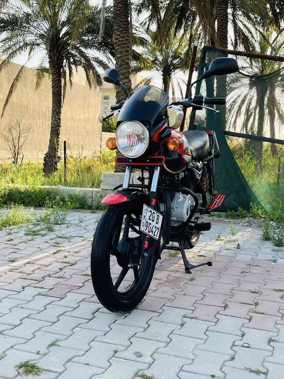 يالله سلام عليكم بوكسر موديل 2021مرقم ديالى انكليزي تحويل ثاني يوم دراجه جديده برغي مابيها نقص يعني ربع مذب عليها مكينه مكفوله لا تبخير ولا تنقيص بعد احلى من الصور تجي وشوف بعينك 
السعر 1750وبيها مجال حك الجيه شراي اتصل وداللل 
العنوان ديالى بعقوبة طريق بهرز مقابيل الفوج السابع 
***********9
