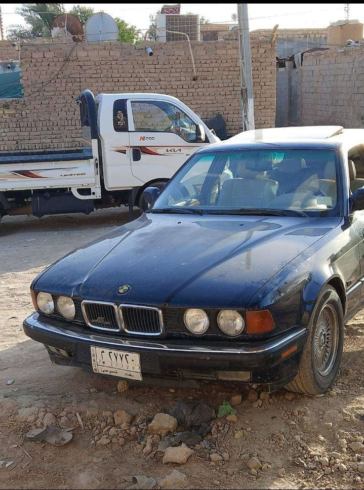 السلام عليكم بي إم  حجم 735 
موديل 91 رقم بغداد ألماني بسمي 
السياره جاهزه فقط الكير كايم مكينه مكفولة السياره 
تبريد شغال
جاهزه كهربائيات جديده السعر 43 وبيهه مجال 
الحمزه الشرقي 
رقم ***********
