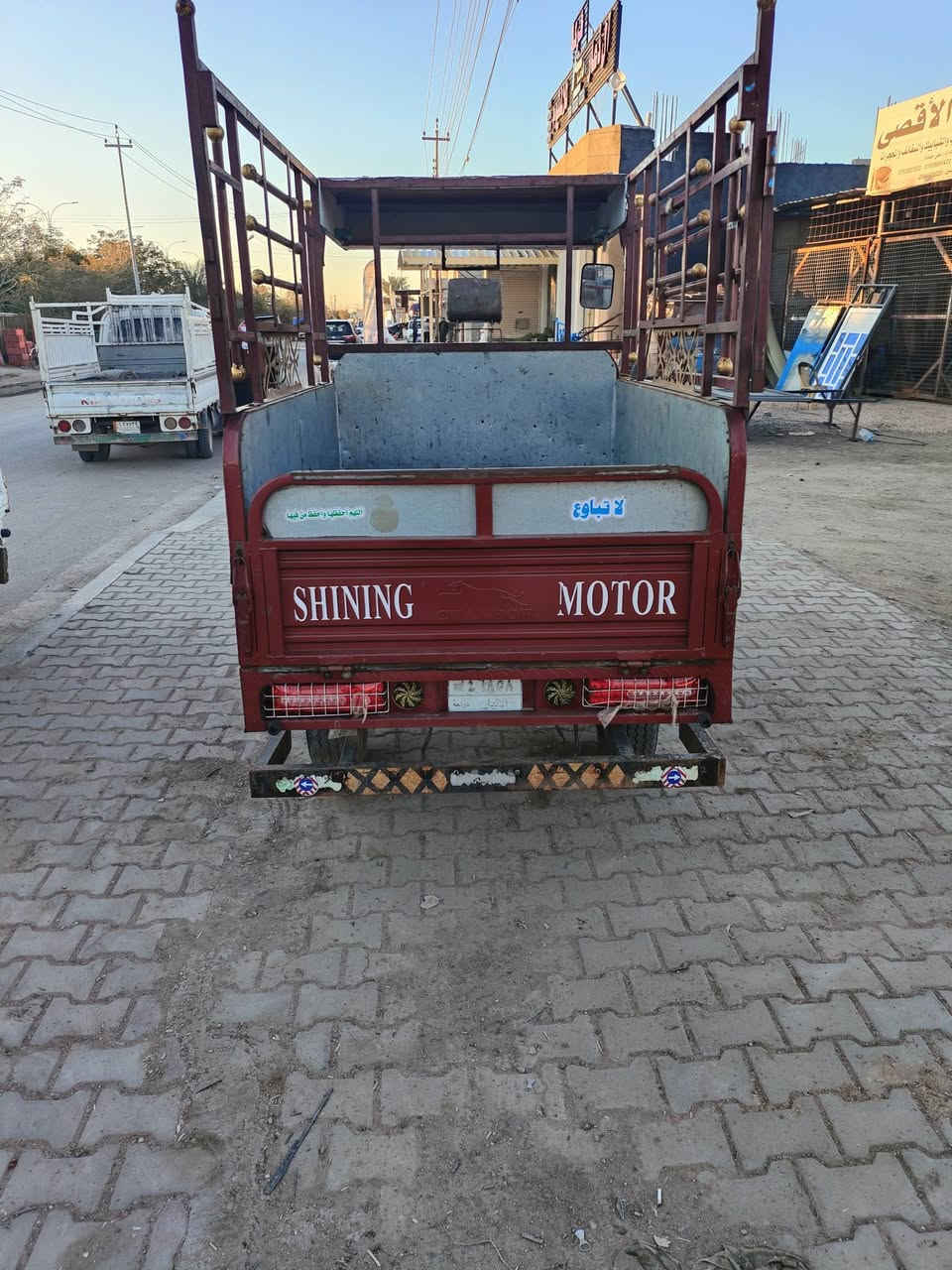 سلام عليكم ستوته للبيع موديل 2023 باب اول مغلفه ودعاميه كامله مكمله مرقمه سنويه السعر 3 و 300 الف وبيه مجال مكاني الخالديه رقم الهاتف ***********
