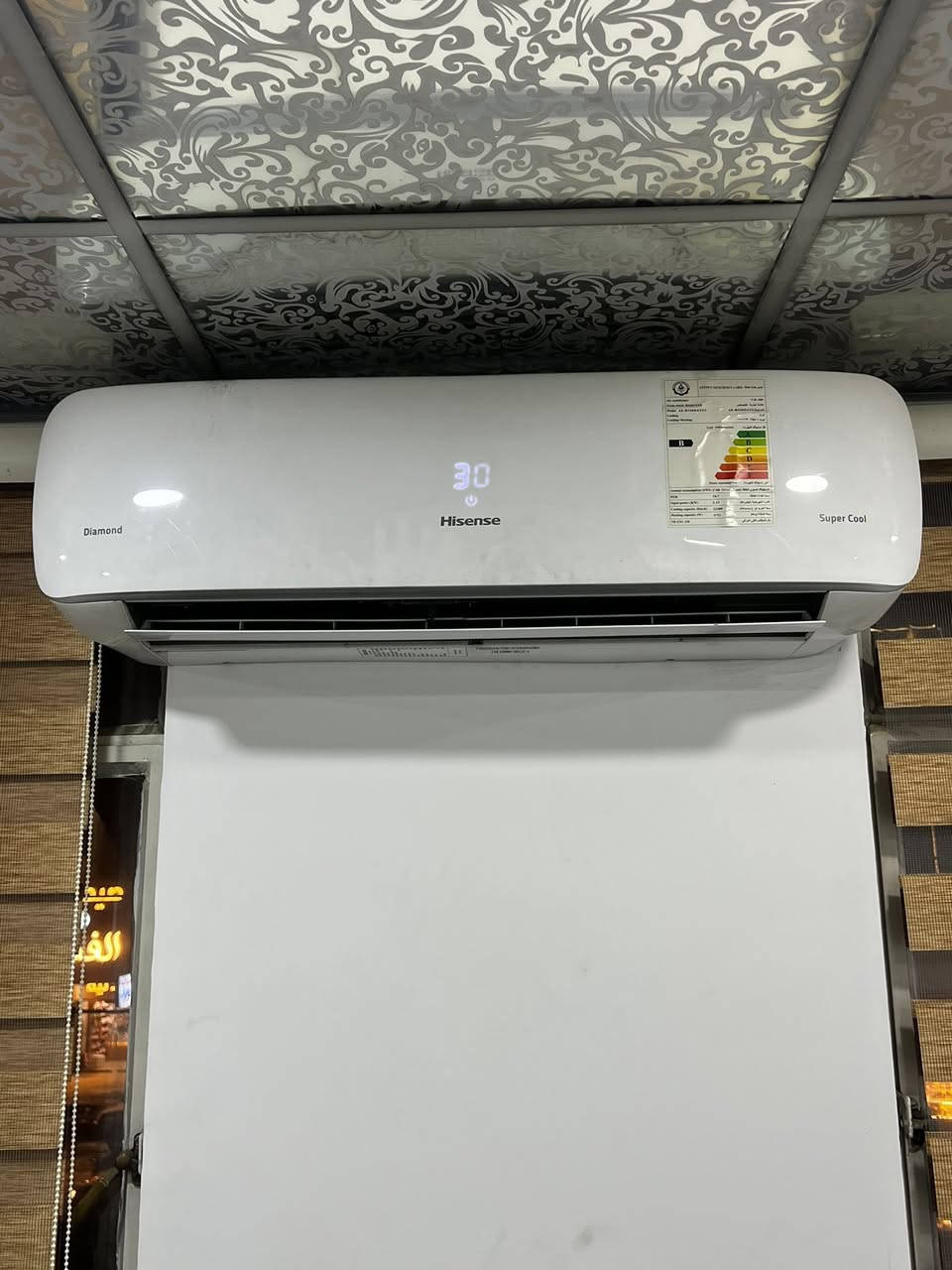 السلام عليكم الاول مكيف سبلت انفيرتر 2 طن استخدام شهرين
الثاني مو انفيرتر عادي يحتاجله بس غاز فقط 
السعر 900 الف 

بغداد حي الجامعة للاستفسار
  
***********
