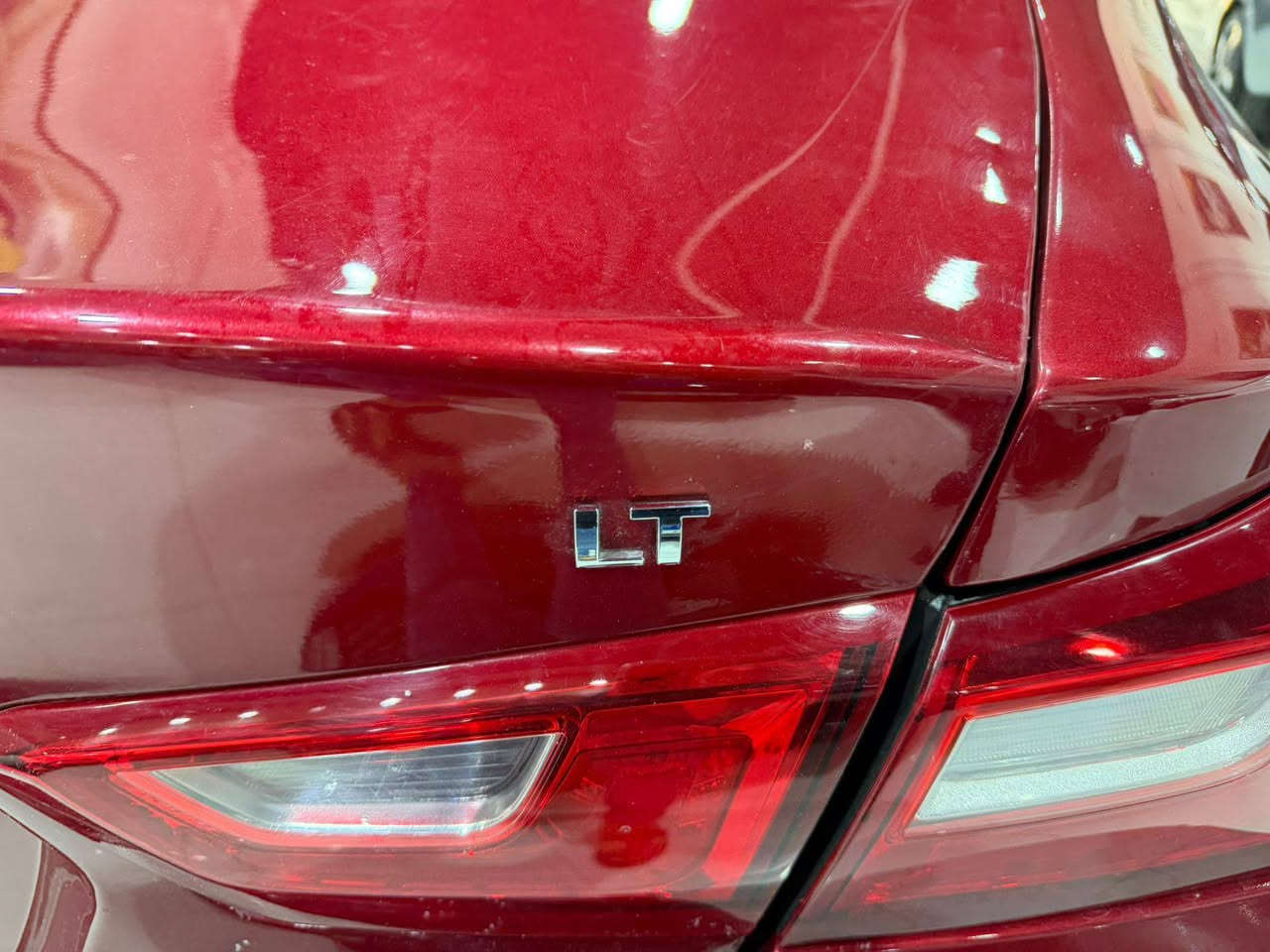 السلام عليكم
ماليبو LT للبيع موديل 24 بدون رقم تترقم شمالي بأسم المشتري

اللون احمر كرزي السيارة دخول جديد حادث قطعة واحدة فقط جاملغ خلفي عكس السائق 

بچم كبس الباقي على وضع الشركة

بدون اي ايرباك جميعها سليمة

كشن هيتر + كشن السائق كهرباء 

تبريد قطعتين 

حساسات خلفي

شاشة تدعم ابل كار بلي+اندرويد 

مكان السيارة اربيل منطقة المعارض

السعر 128 ورقة بيع فقط

للاستفسار : ***********
