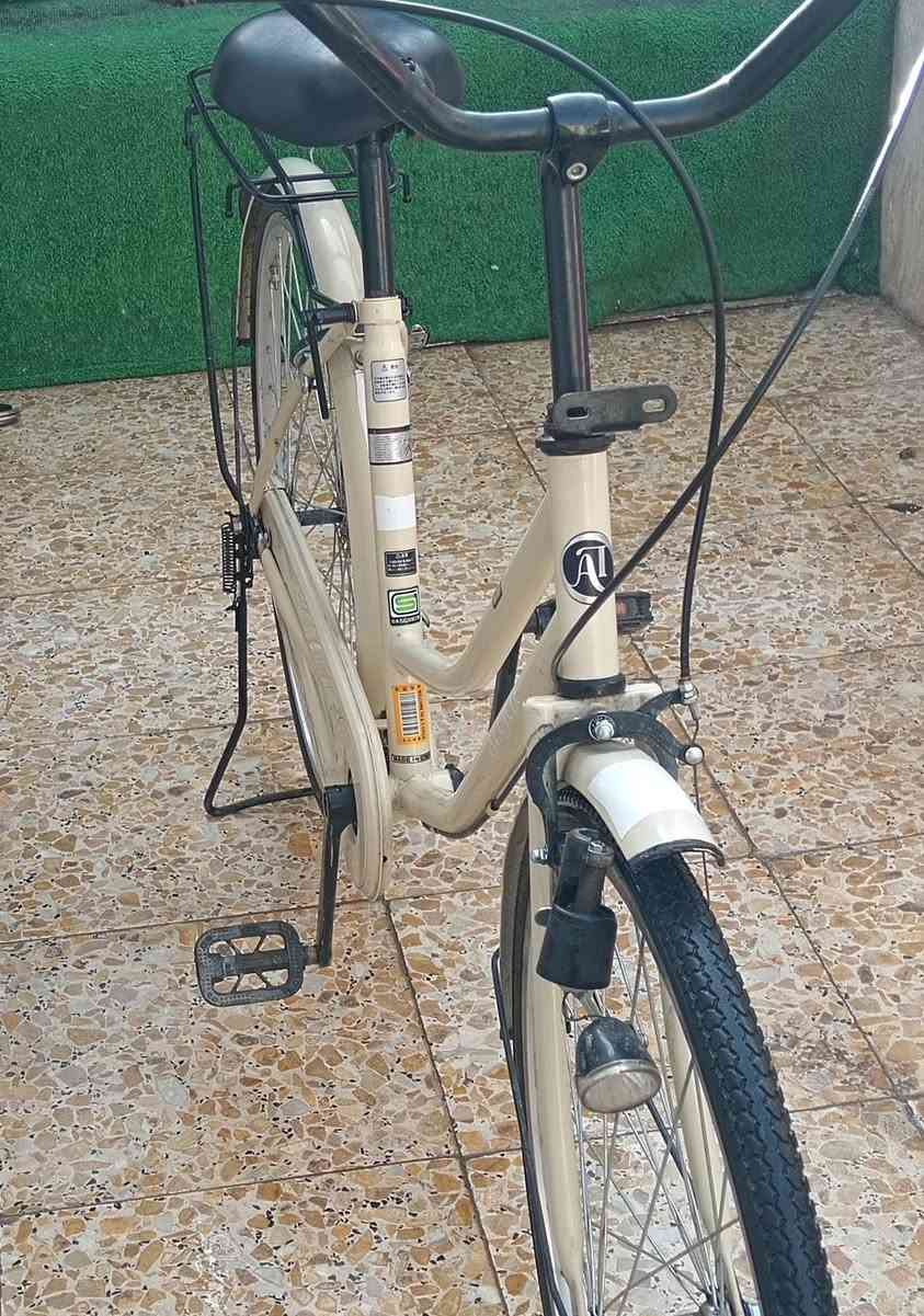 بايسكل للبيع نضيف كلش مستعجل على بيعه سعر 110 بي مجال قليل كلش مكاني كربلاء حي العامل للاستفسار  *********** او التواصل على الخاص
