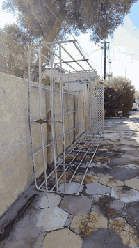 قفص محجر مال كنتر للبيع ب200 وبي مجال مكان بغداد البلديات 07760326544