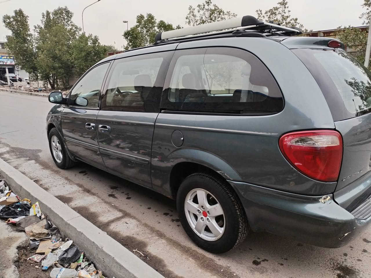 دوج كرفان موديل 2007 تبريد 3 قطع شغال محرك 3800 بيبان كهرباء كلشي بيها شغال وجاهز واترايك وين متريد السعر 77 مكانها بغداد ساحه بيروت للاتصال ***********
