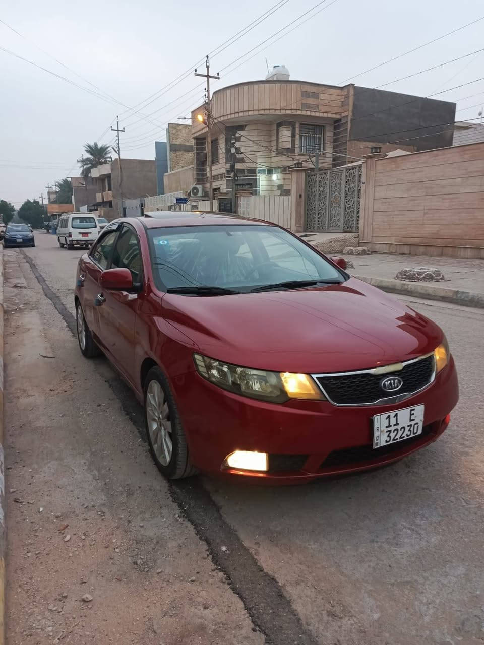 السلام وعليكم سيراتو ٢٠١٢ للبيع رقم بغداد كفاله عامه السعر ١١٠فول مواصفات السياره زايعه خليجي *********** متوفر واتساب
