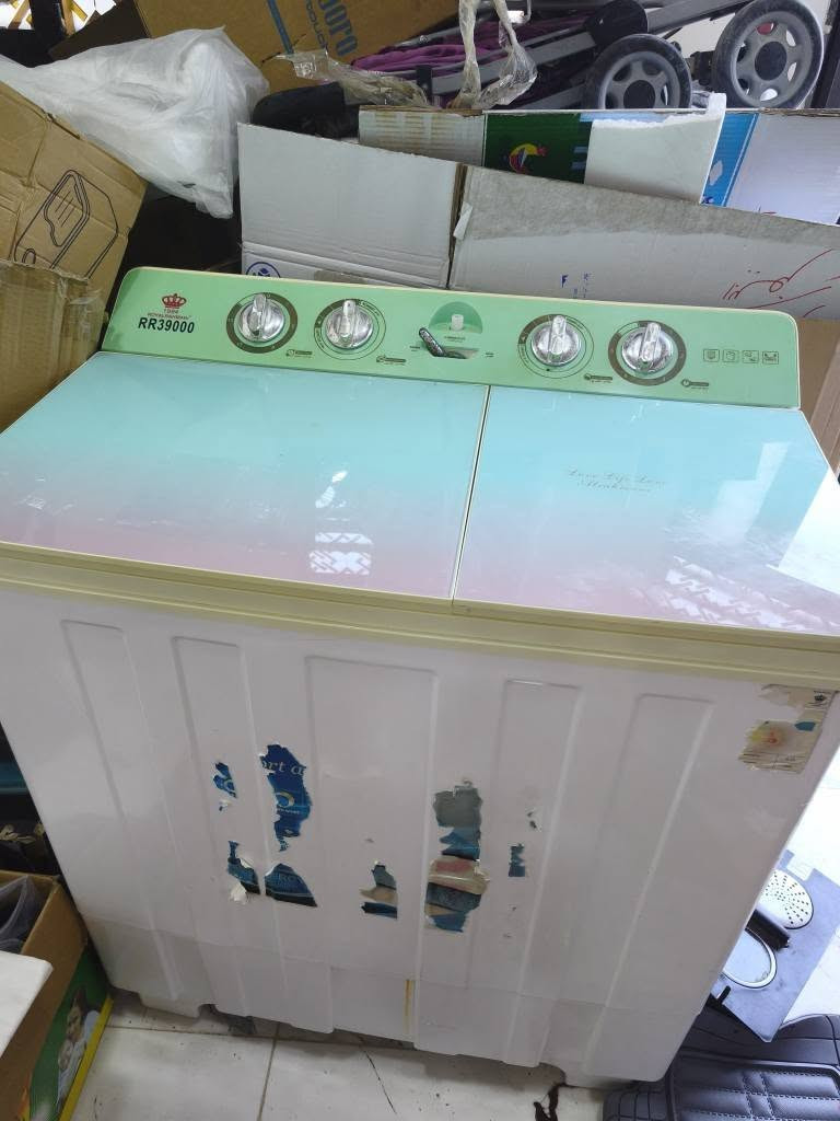 اغراض بيت للبيع لغرض النقل والي يريد عندي تخته جربايه بعد تسگام تواصل وتساب *********** البصرة, العراق
