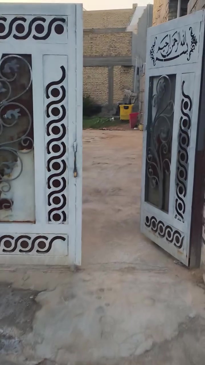 سلام عليكم
بيت للبيع طابو زراعي عنوان طوريج الرشيده قرب معمل الإسفنج يبعد عن الشارع الرئيسي 50 متر مساحة البيت كامل مع الحديقة 550 متر البيت يتكون من غرفتين نوم استقبال صاله ومطبخ سعرة جدا مناسب أي استفسار ***********
