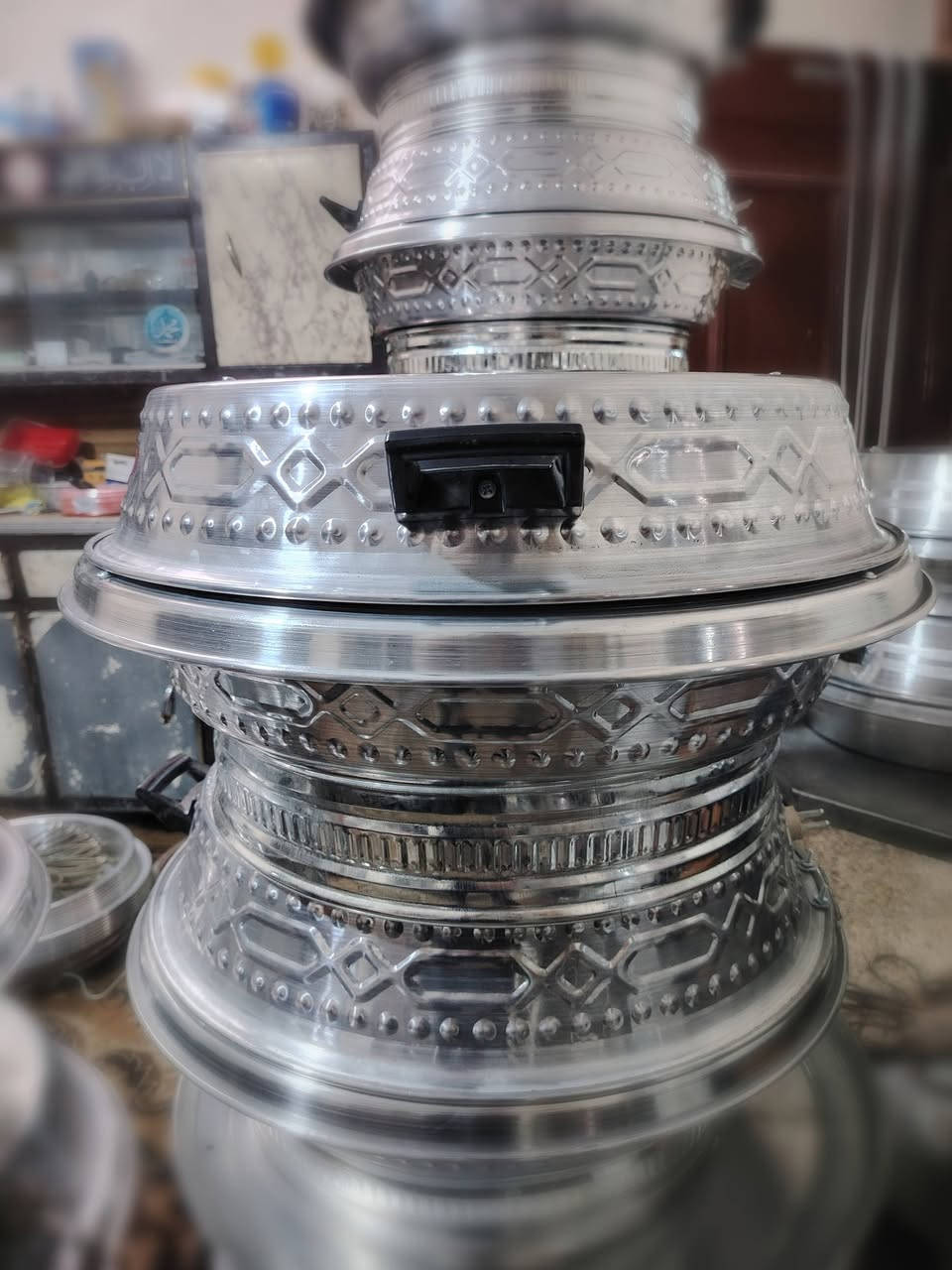 تنور النقشة السوري من معمل⚡ البرق⚡ للتناير⚡ الكهربائية ⚡الحجم الكبير الشبح قياس  55 cm 📏
 وزنو 3 كيلوات  دبل هيتر
 الهيترات تركي شرط☑️
ضمان لمدة شهر كامل للهيترات ☑️
السعر 30 الف
 وتوصيل مجاني 🚛 لجميع المحافظات العراقية 🇮🇶
ملاحضة (الواير ما يشغل تنور )
الرجاء عدم تشغيل تنور وهو فارغ لان هذا دبل هيتر ما تحتاج يحما مثل تنور عادي الخبز عليه مباشرة
واتساب 📞 ***********
واتساب 📞 ***********
