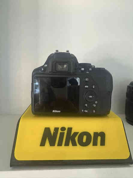 نيكون D3500 مع كامل ملحقات
السعر 350 الف
***********
