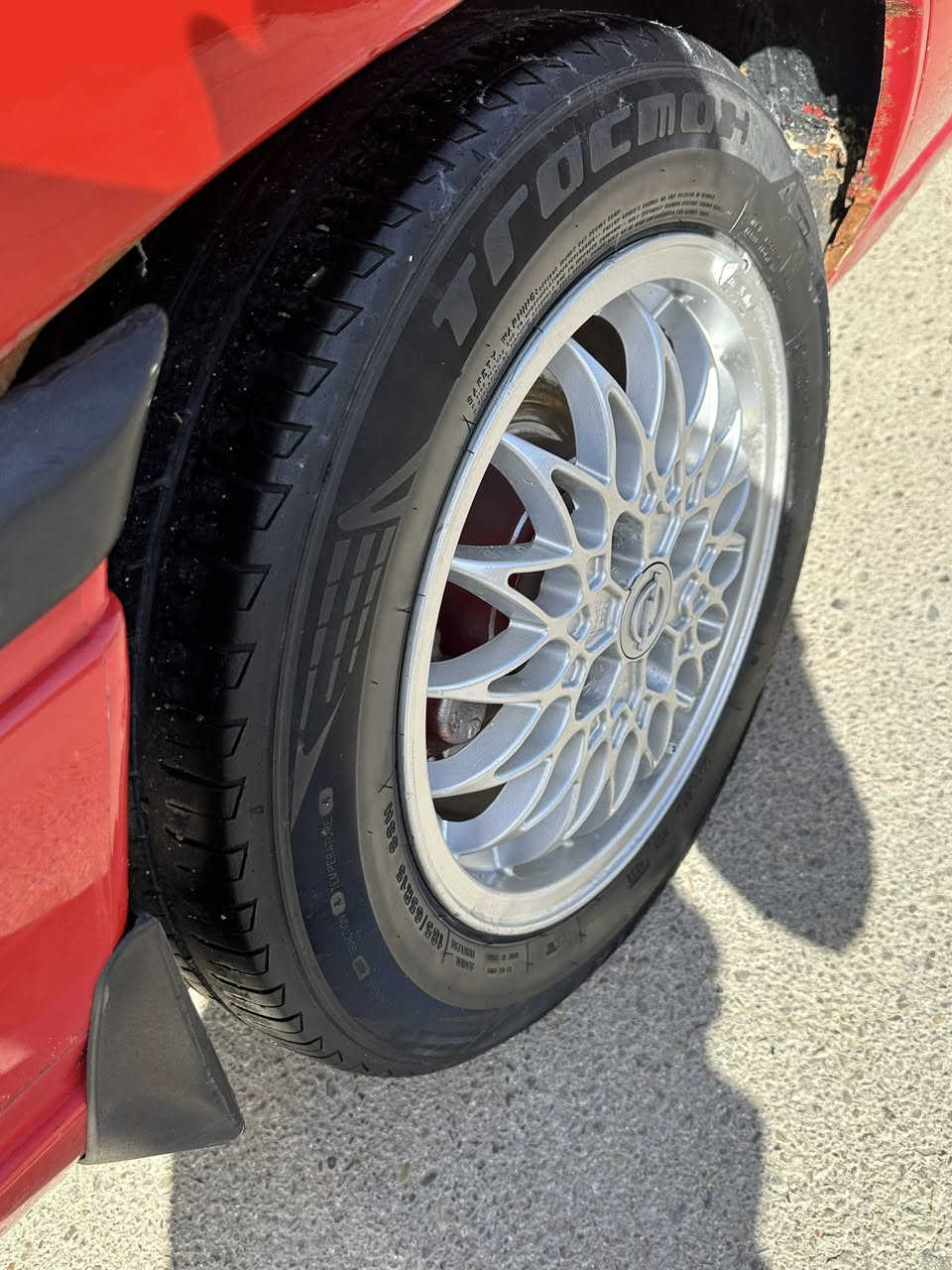 🚗 للبيع — اوبل ڤكترا 1993

🔹 أصل تكمة وسنوية
🔹 اللون: أحمر طماطي 🔴
🔹 ويل كب + سنترلوك ريموند
🔹 بلاديه السيارة بدون صبغ رش (بنيد فقط)
🔹 تصليح هلالات شي بسيط
🔹 بدون أي حادث
🔹 باقي السيارة كله بلادي
🔹 محرك 2000cc
🔹 گير عادي
گير ومحرك شرط ❤️

💰 السعر: 47 ورقة وبيها مجال للجادين
📍 العنوان: الأنبار / هيت
📞 ***********

سيارة مرتبة ونظيفة، جاهزة للاستخدام �
