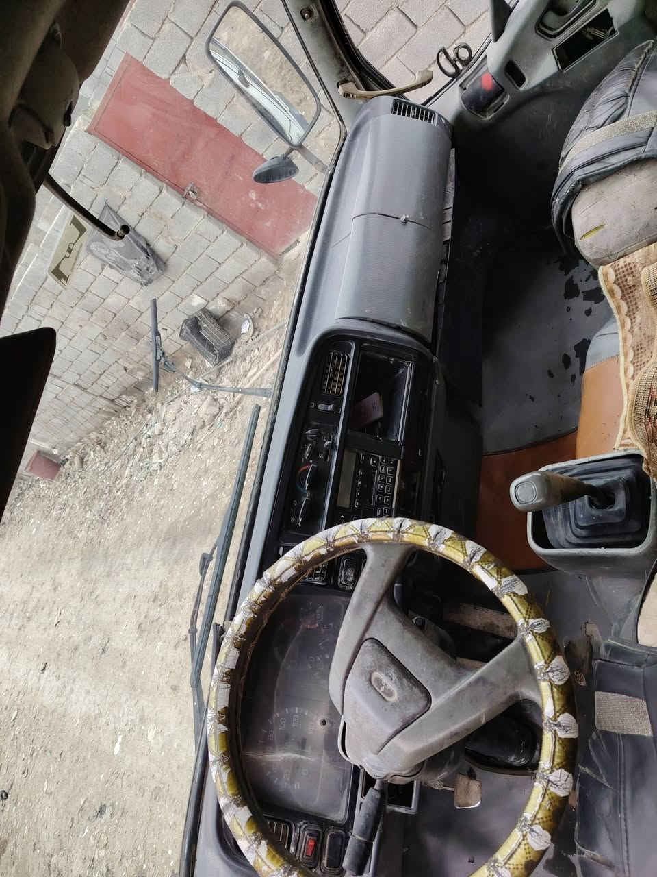 السلام عليكم سياره كابسه للبيع نضيفه كبل لشارع ما ذب ربع عليه رقم راعيه هذه اني مكلف بل نشر ***********
