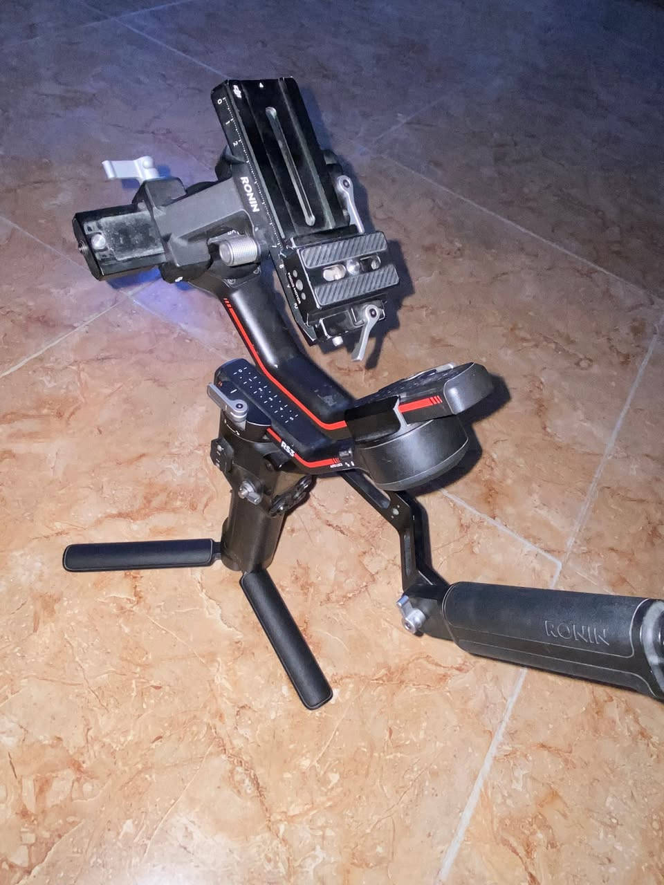 رونن للبيع كامل وشغال ما عدى القفاله بي ٢ طاكات  سعر ٤٠٠ وبي مجال
بغداد البياع


**إذا كنت صاحب هذا الإعلان وتريد حذفه لأي سبب، رجاءا أرسل رسالة إلى الدعم الفني**