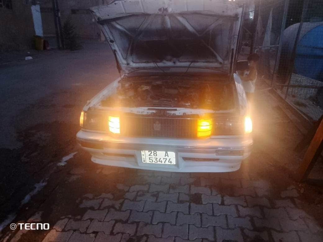 • نوع السيارة: هارتوف (Hardtop).
• الموديل: 1989.
• اللون: أبيض ملكي.
• المحرك: ونجي (المرغوب)، كير ومكينة مكفولات وبحالة ممتازة.
• الرقم: نجف دولي، السنوية باسمي (تحويل ثاني يوم مباشر).
• حالة البدي: السيارة مكفولة من "الگصة" والضربة القوية، بيها فقط تلقيطات صبغ بسيطة للجمالية.
• العنوان: النجف الأشرف.
ملاحظة: السيارة "خير من الله" وجاهزة من كلشي، والي يدور نظيف ومحرك قوي لا تفوته.
السعر: 45 ورقة ($4,500) وبيها مجال بسيط للشراي المعتني.
للاستفسار:
يرجى المراسلة على الخاص أو الاتصال على الرقم:
📞 *********** النجف, العراق
