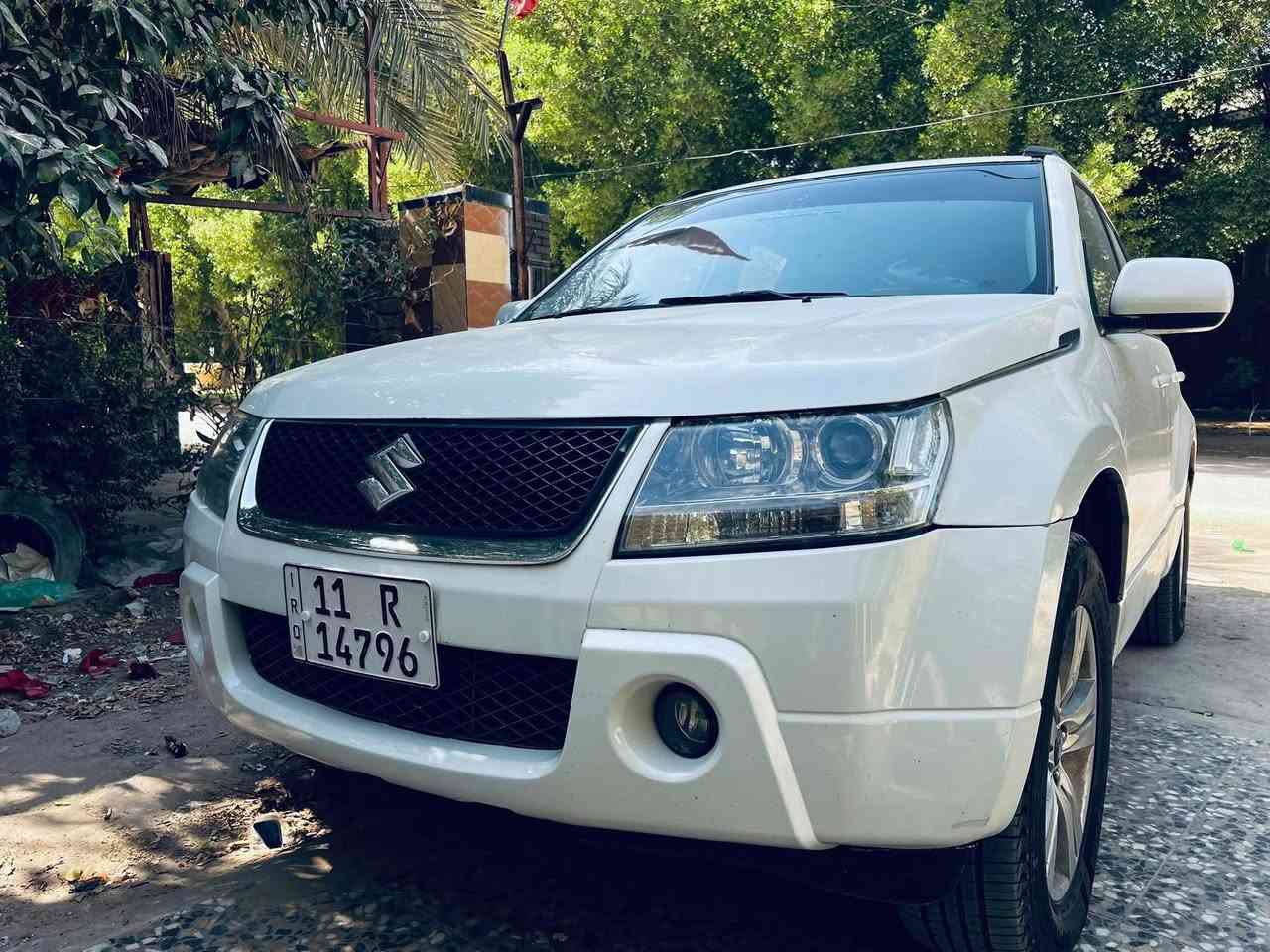 سازوكي ياباني  وارد خليجي موديل 2012
مكينه 2400 اربعه سلندر دفع رباعي رقم الجديد بغداد باسمي السياره هزه جديده  تاخذ مني  التحويل  السياره  خير من الله محرك و كير  صدر و حداديه  امامي و خلفي كله وكاله  و تبريد كله كفاله ادامه عامه مسويلها للكهربائيات  تخم تاير  جديد باتري جديد السياره ضربته جاملغ الايمن الامامي و طخات بسيطه و صابغيها صبغ عام  السياره شاشه و كامره  جاهزه مال جناي ما بيه اي نقص السعر 89 و بيها مجال  مكان السياره بابل محاويل 

*********** متواجد فقط اتصال
