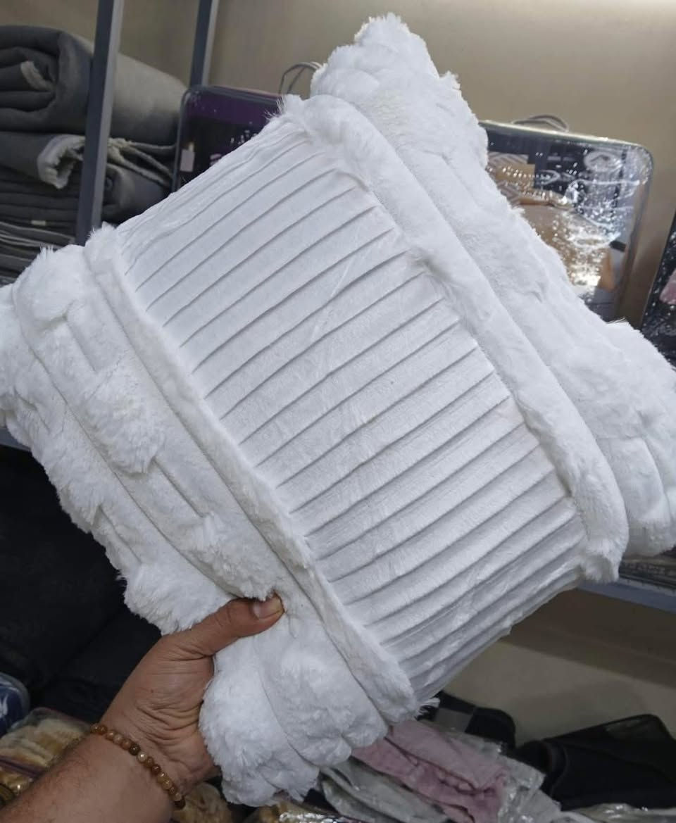 #عرض_جديد... ✨🤍
سعر الزوج قطعتين……6 الاف فقط🔥🔥
وجه كوشة اطراف فرو
القياس 45*45.... 
للحجز والاستفسار مراسلة الصفحه 
يوجد توصيل لجميع المحافظات🚕
•••••••••••••••••••••••••••••••••••••••
#وجه__كوشه


**إذا كنت صاحب هذا الإعلان وتريد حذفه لأي سبب، رجاءا أرسل رسالة إلى الدعم الفني**