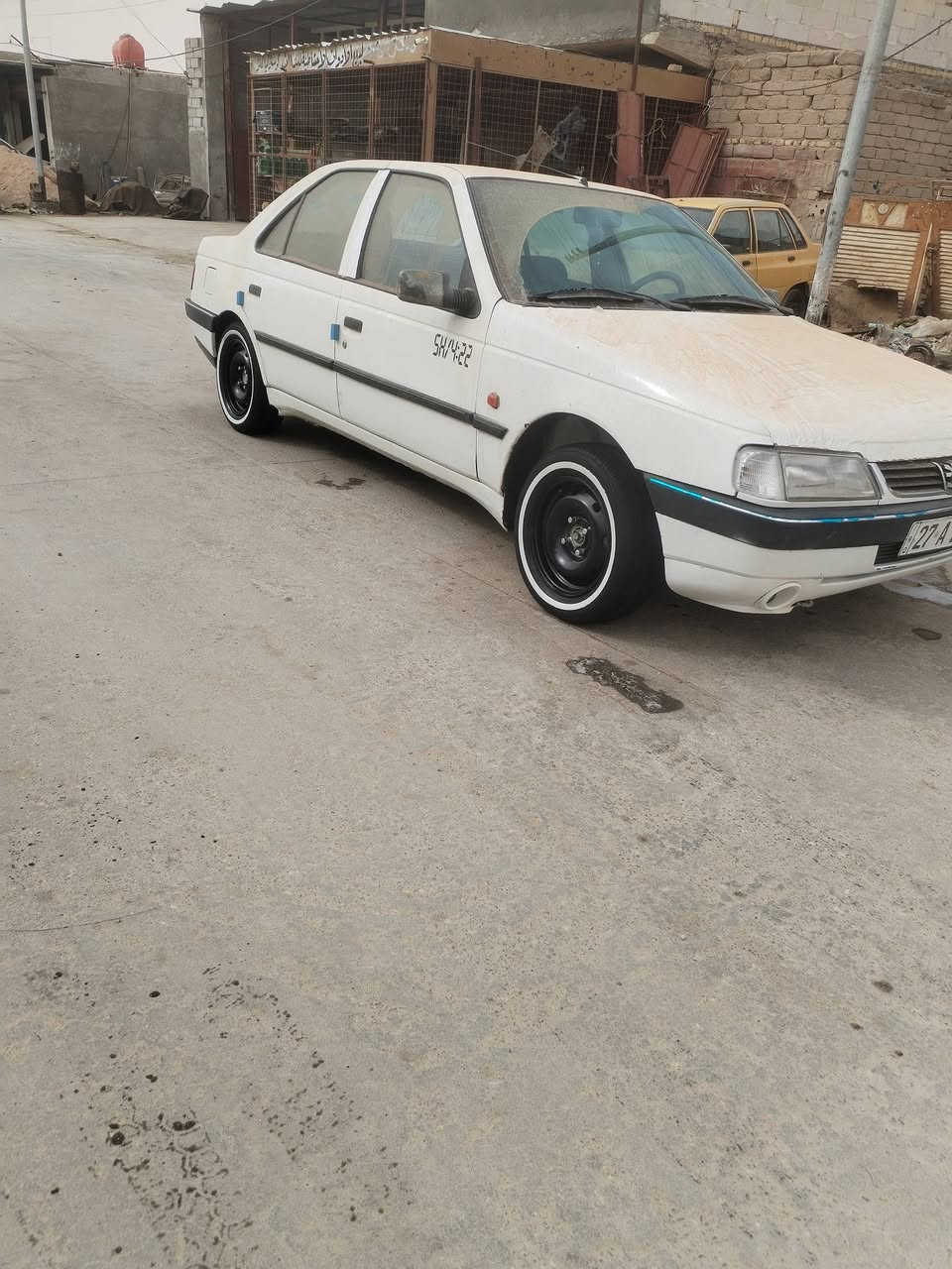 سلام عليكم بيجو 405
رقم ذي قار بسمي سنويه لل31 
كير مكينه شرط لا تنقيص ولا تبخير تبريد خير من الله تخم تاير حداديه كله جديد سياره مال جناي للستفسار الاتصال على الرقم ***********
