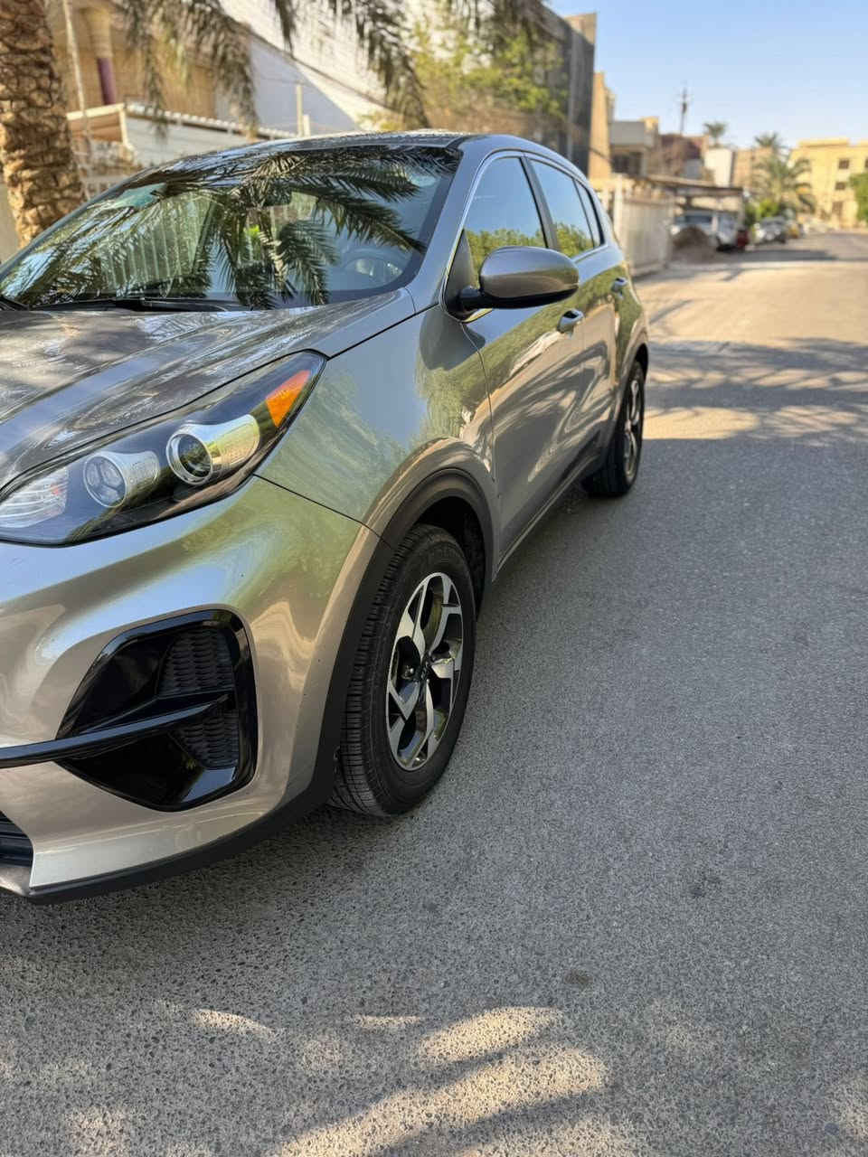 السلام عليكم 
كيا سبورتج 2021 رقم بغداد.  حادث سرقه تاير مكفوله من الصبغ  صور الحادث مرفقه
ماشية 42 mi
المواصفات : محرك 2400 / شاشة // كامرة  / بلوجكتر  / قطعتين تبريد / مانع انزلاق / مانع انحدار / مود درايف / تحكم ستيرن / كروس سرعة / شاشة اعطال / بلوتوث / اواكس / 

عنوان بغداد العطيفيه:📍📍

للاستفسار الاتصال بالرقم :***********
