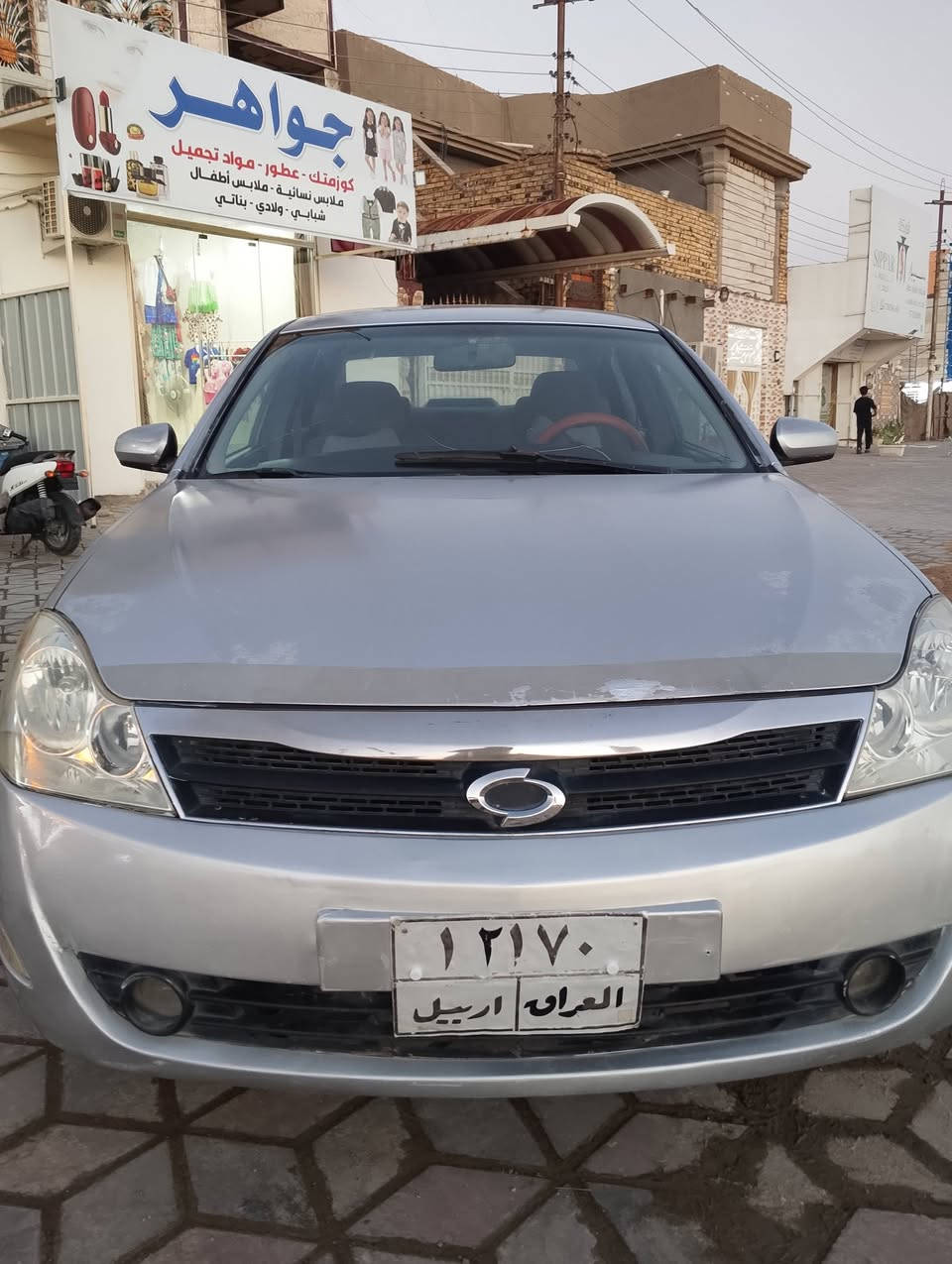 السلام عليكم ورحمه الله وبركاته 
سافران 4 سلندر للبيع
اللون سلفر الرقم اربيل سنويه ساقطه مواصفات السياره مكفوله من الحادث والتبديل محرك جديد صاره اسبوع حداديه مشروطه تبريد ثلج عله الشرط بيه رشات جلاتين اثر جراد 
السياره بالديوانيه *********** حي الحضاره 
السعر 78 بيه مجال بسيط بيع مستعجل 
تحياتي للجميع بيع فقط مااراوس
