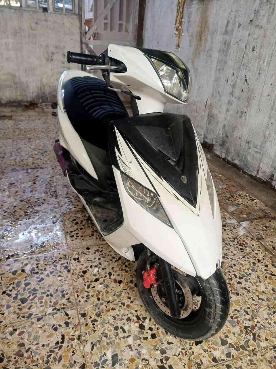 ماكس ثعلب فول تزويد مكينة ممفتوحة نظيفة شلعة ومعدل خير من الله كهربائيات كاملة شغالة السعر 650 مكاني حي البساتين شارع التكاتك رقمي ***********
