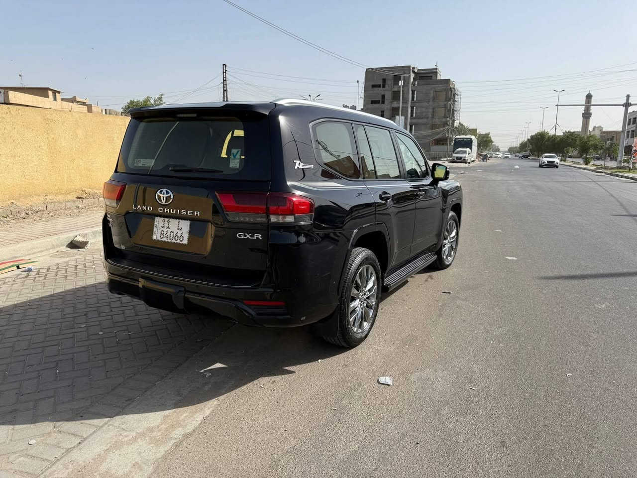 السلام عليكم
لاند كروز 2022 ساز GXR 
توين تيربو
رقم بغداد بأسمي
السيارة مكفولة كفالة عامة
ماشية 61 ألف
فول مواصفات
السعر 65000 وبيه مجال
مكان السيارة بغداد الكرخ
تليفون
***********
***********
***********
تحياتي

