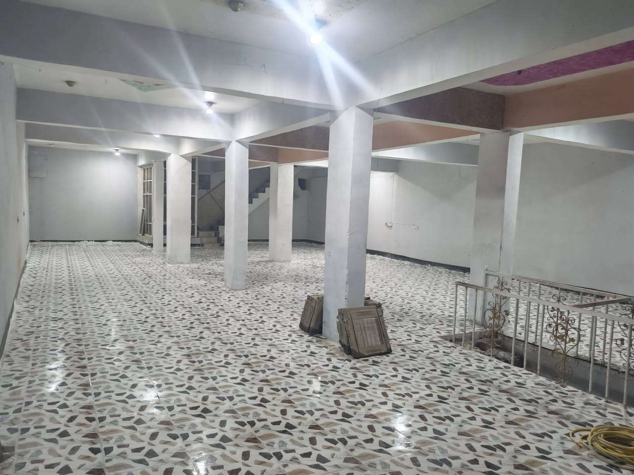 🏢 قاعة تجارية للإيجار
📍 الموقع: الكوت – حي الجهاد – شارع الكراج – مقابل مدرسة أحمد الوائلي.
📐 المساحة: 220 متر مربع.
✅ قاعة واسعة ومفتوحة. ✅ مناسبة لمعرض، مكتب، مخزن، مركز تدريبي، صالة ألعاب، أو أي نشاط تجاري. ✅ موقع حيوي وسهل الوصول.
📞 للاستفسار والتواصل: ***********
قاعة تجارية مميزة للإيجار في الكوت مساحة 220 م²، موقع ممتاز في حي الجهاد مقابل مدرسة أحمد الوائلي وعلى شارع الكراج، تصلح لمختلف الأنشطة التجارية والاستثمارية. �
