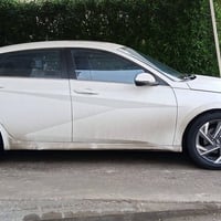 النترا ٢٠٢٤ • ماشية ١٨٥٠٠ • طخة باب خلفي