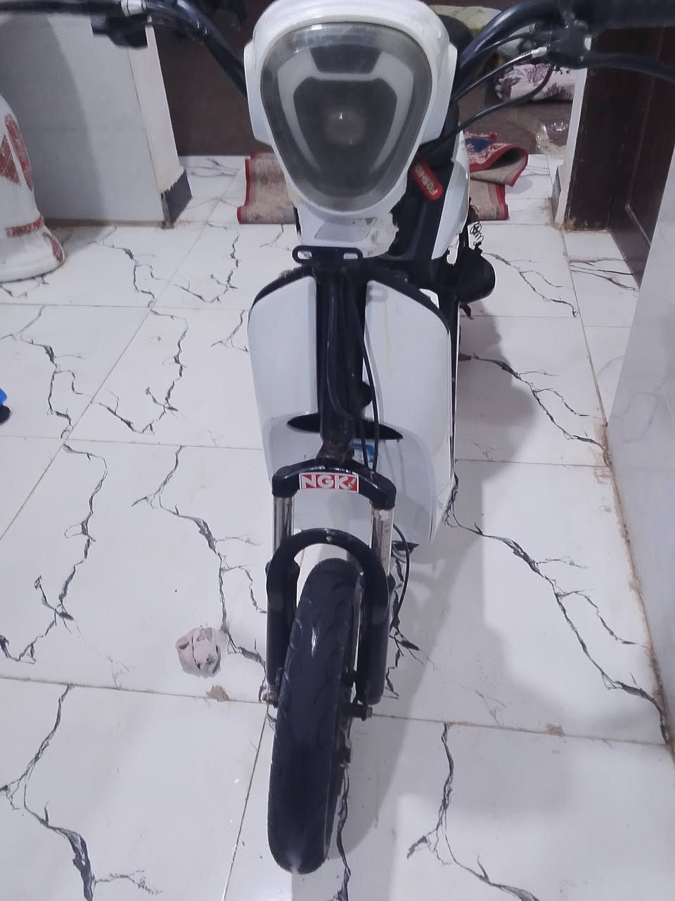 دراجه شحن حجم 14
للبيع السعر 200 وبيهه مجال الرقم 

***********
