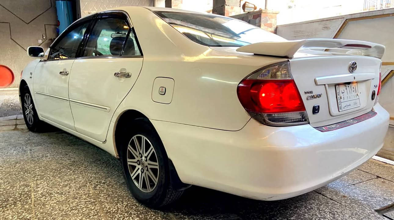 كامري 2006خليجي فخر ما صنعت  Toyota 
بجم كبس  حادث جانبي بسيط بدون دواخل 
كير مكينه   تبريد  ثلج قطعتين 
  كهربائيات شركه  سياره  جاهزه من كلشي   واني جانيها من 2015  سنويه باسمي  بغداد 
السعر  103 $ فقط إذا شراي اتصل  رحمه على والديك تفاصيل اكثر   .
على موبايل ***********  مكاني بغداد
