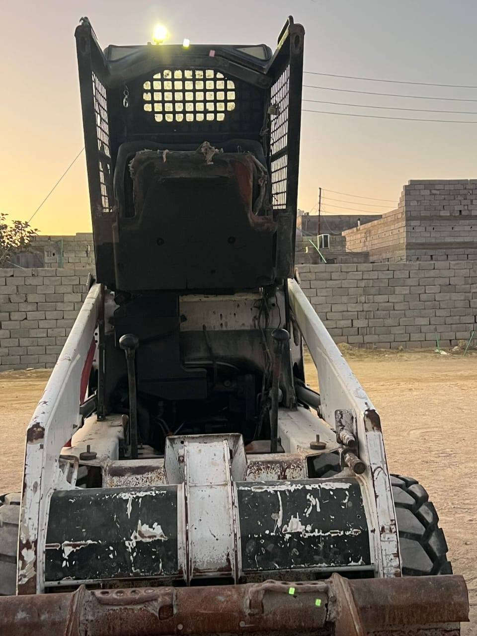 سلام عليكم بوكات جاهزكفاله عامه بدون رقم أدوات 2006لسعر100وبي مجال لستفسار***********
