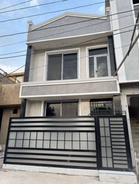 مشتمل للبيع المساحه 50m حي الجهاد الطائي البناء حديث زيرو 2026 يحتوي ع...