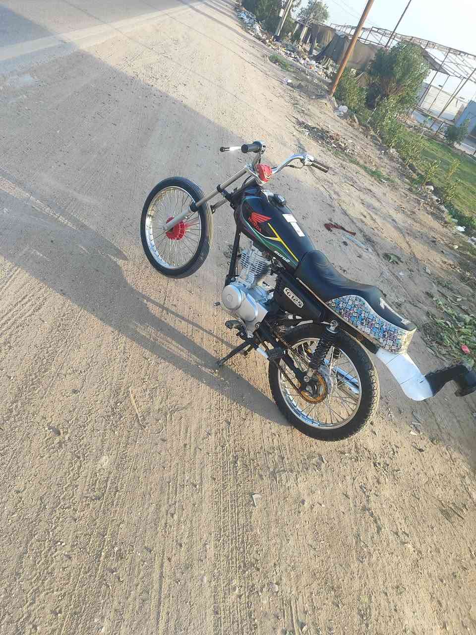 سلام عليكم دراجه نامه موديل 25 اوراق دراجه جديده كلش احله من الصوره مكاني حله القاسم ***********
