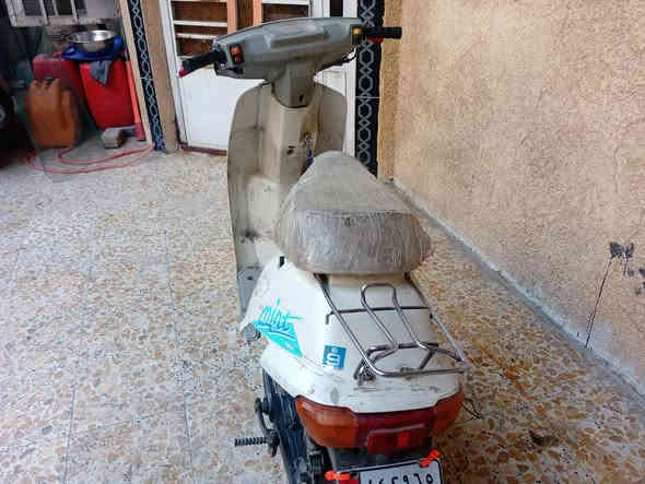 السلام عليكم دراجه منت للبيع الدراجة حلوه وخير من الله تشتغل وتطفه ما اعرف شبيهه مكاني بغدادمدينه الصدر السعر  100الاستفسار خاص او على الرقم ***********
