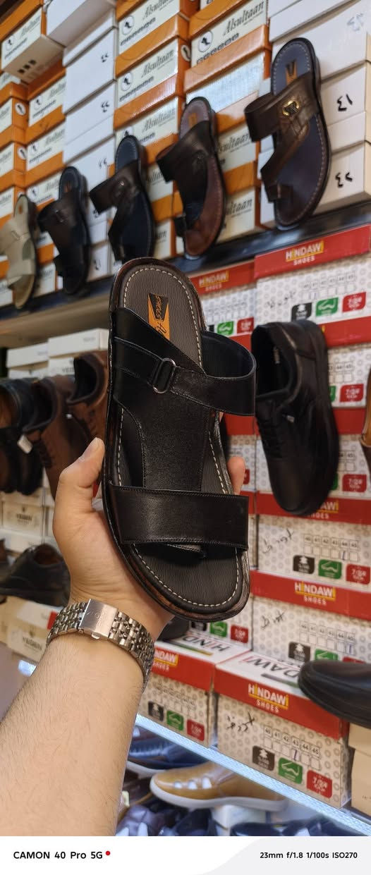 ✔️بضاعة العيد✔️ السعر داخل الصور
 شحاطات تركي جلد وزن خفيف كعب ناصي اصبع + فلات عنوان المحل سوق سومر عمارة المصطفى طابق الثاني داخل القيصرية مقابيل طرشي السماك 🔥🔥


**إذا كنت صاحب هذا الإعلان وتريد حذفه لأي سبب، رجاءا أرسل رسالة إلى الدعم الفني**