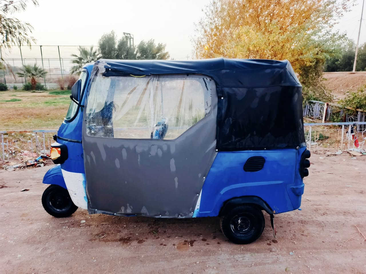 تكتك بياجو موديل 18 محرك 2024 بعده بالجيس للبيع اوراق كاملة التكتك عوزها شغلات بسيطة كلش مكاني كوت حي الجامعة الرقم *********** السعر مليونين و100وبيها مجال
