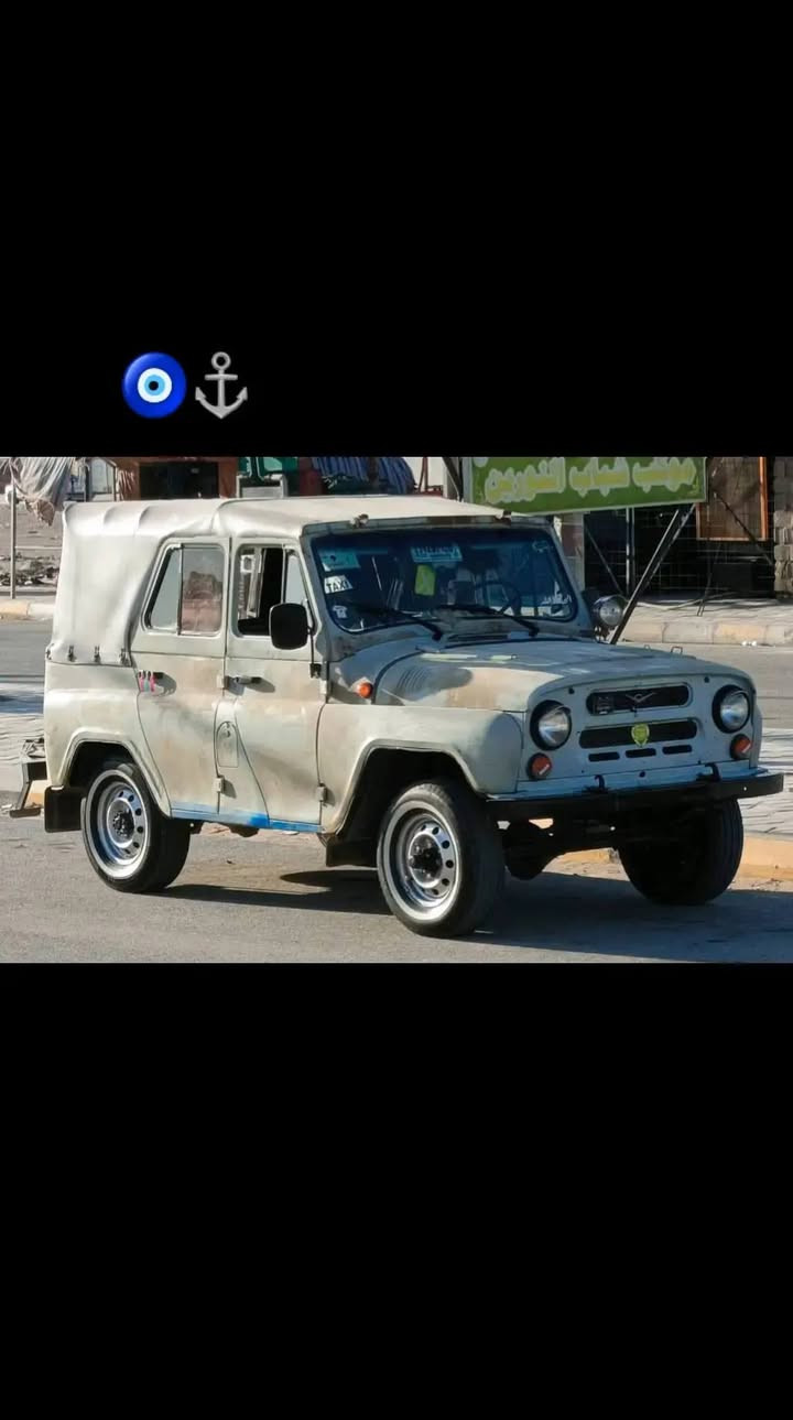 ٢٠٠٠ للبيع بلاد داخل وخارج
مكينه وكير جدد
تحويره كامله اربع دسك باور ستيرن دركه 
كهربائيات كله شغاله

 ***********
***********
