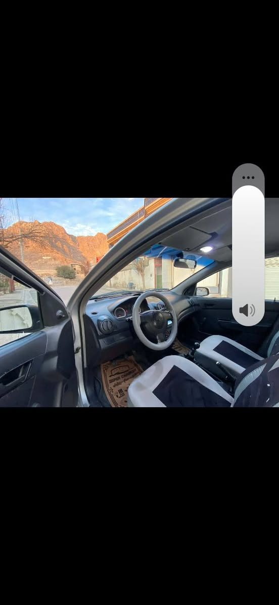 ئەڤیۆ 2007 رەساسی بێ لێدراو بێ بۆیاغ رەقەمی تاکو 2027نویه شوێن ڕانیە ***********          56وەرەقەو ماجال رانية, السليمانية
