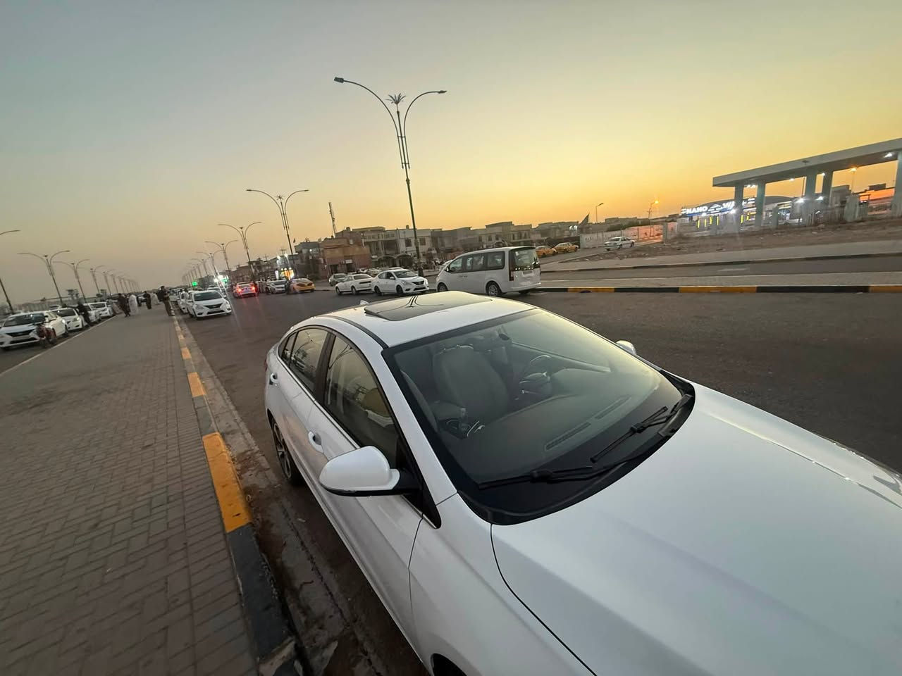 للبيع فول مواصفات كلش جديده السعر 115 قفل قفل بيها ضمان شركه 6 سنوات مكينه وكير وبدي ويبها صيان مجانيه سنتين وتبديل دهن مجاني سنتين ***********
