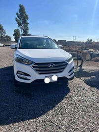 توسان موديل 2018ماشه 105الف صيانه تبدل دهن كير شركه تخم تاير جديد السي...