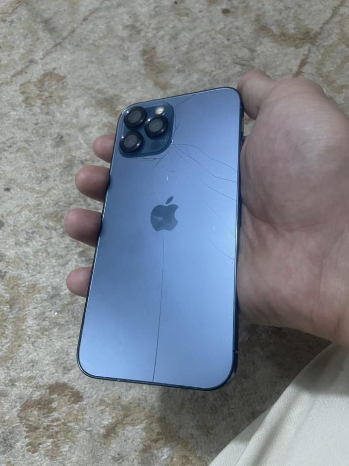 سلام عليكم 12 برو ماكس ذاكره ٢٥٦ بطاريه ١٠٠ مبدل شاشه وبطاريه تلفون ماستر A/AA سعره ٢٥٠ مكاني كوفه تصال فقط ***********
