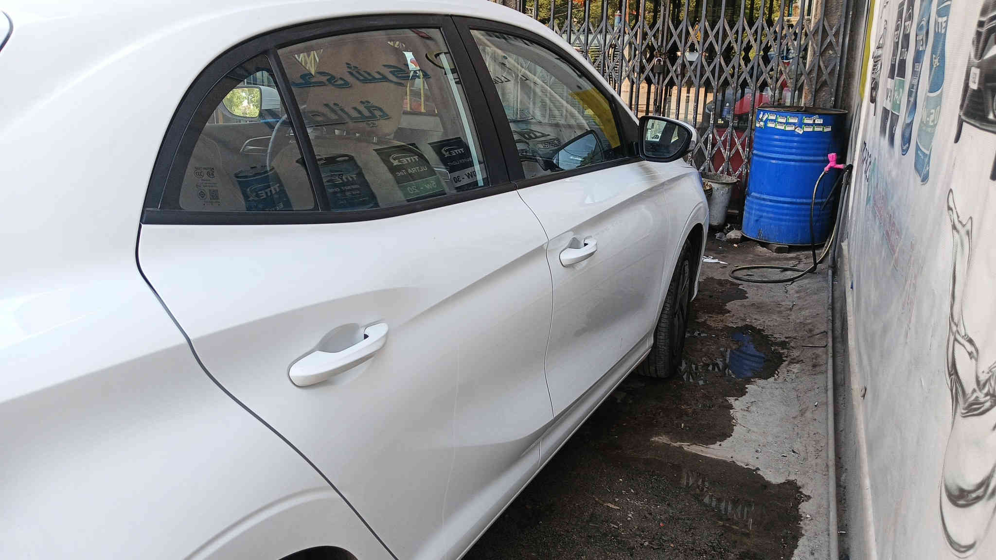 سلام عليكم أم جي 3  2025جديدة ولا شخط بيهية ماشية 1300السعر 119 وبيهة مجال قليل العنوان الدورة رقم الهاتف***********
