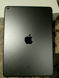 ايباد ٩ • ذاكره ٦٤ • مبدل