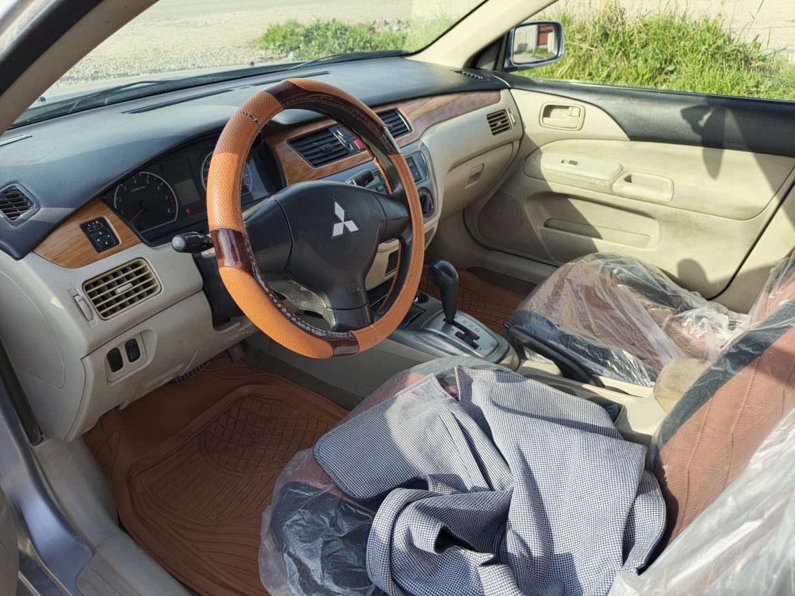 للبيع مستبوشي لانسر رقم صلاح الدين اللماني موديل 2011 خاليه من الضرر گير محرك شرط كير توماتيك صدر جديد طخم تاير جديد. تبريد تدفئه شغاله السعر 79 للاستفسار ***********
