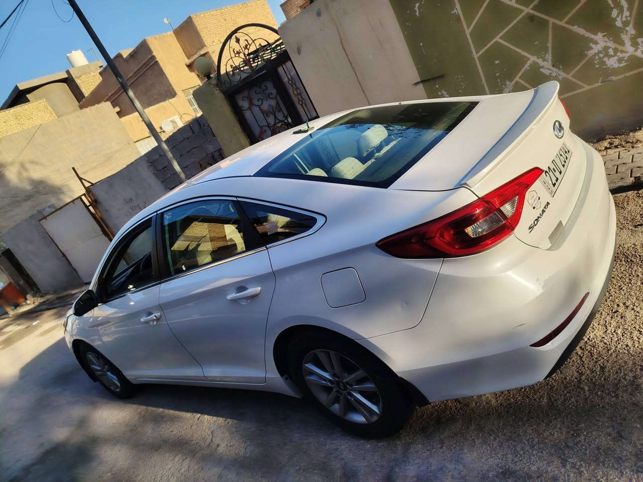 السلام عليكم
سوناتا موديل 16 وارد امريكي حادثه بنيد جاملغ باب السايق رش 

مكينة 2400 GDI

لون ابيض 

رقم دولي سنويه ٣١ هزه جديده

تحويل او وكالة سيارة جاهزه من كلشي

حداديه 

تخم تاير

تبريد 

سعر 124 وبيه مجال 

مكان النجف 

***********
